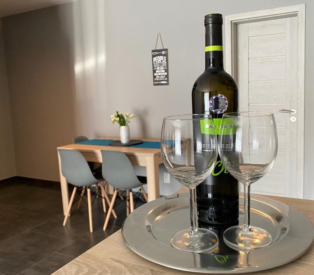 City Apartments Lipótszentmiklós Kültér fotó