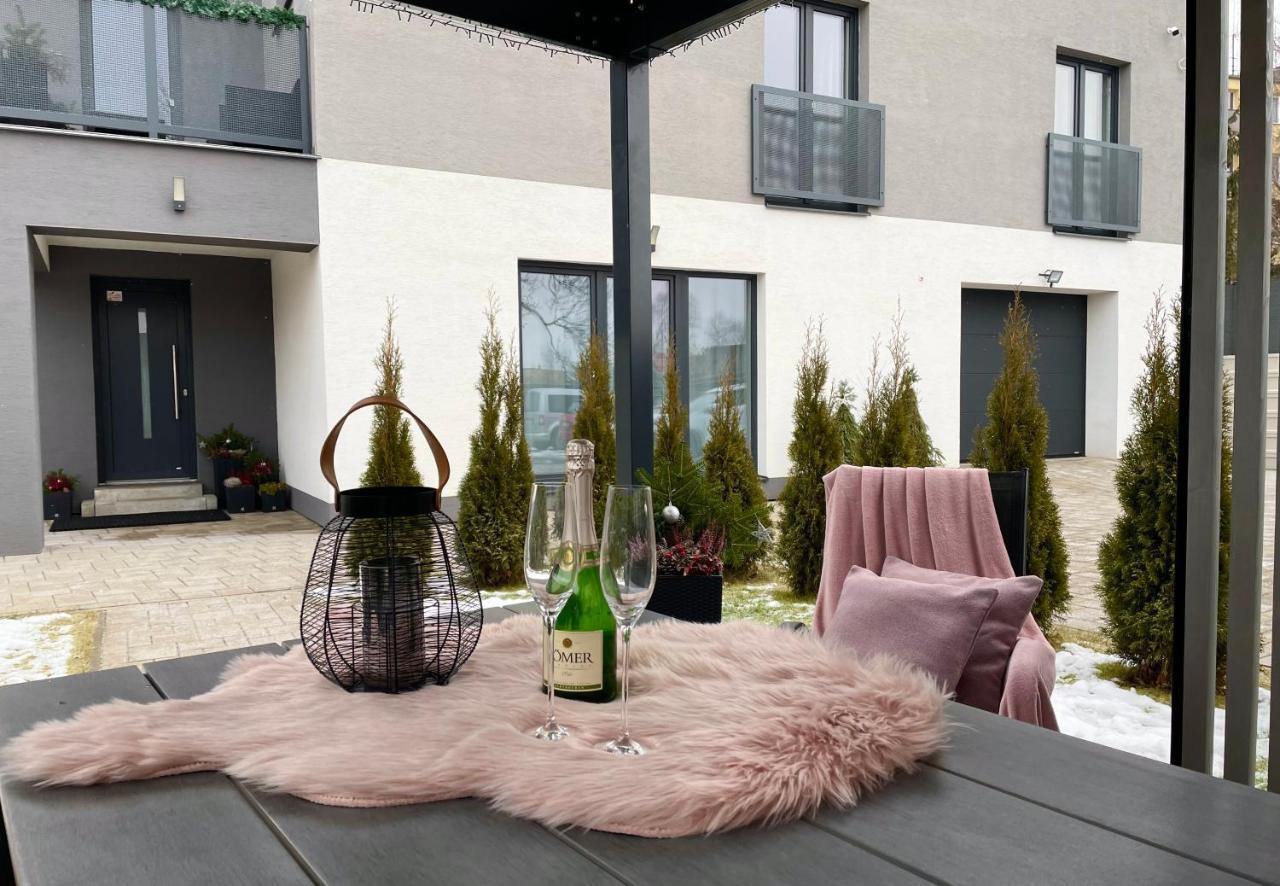 City Apartments Lipótszentmiklós Kültér fotó