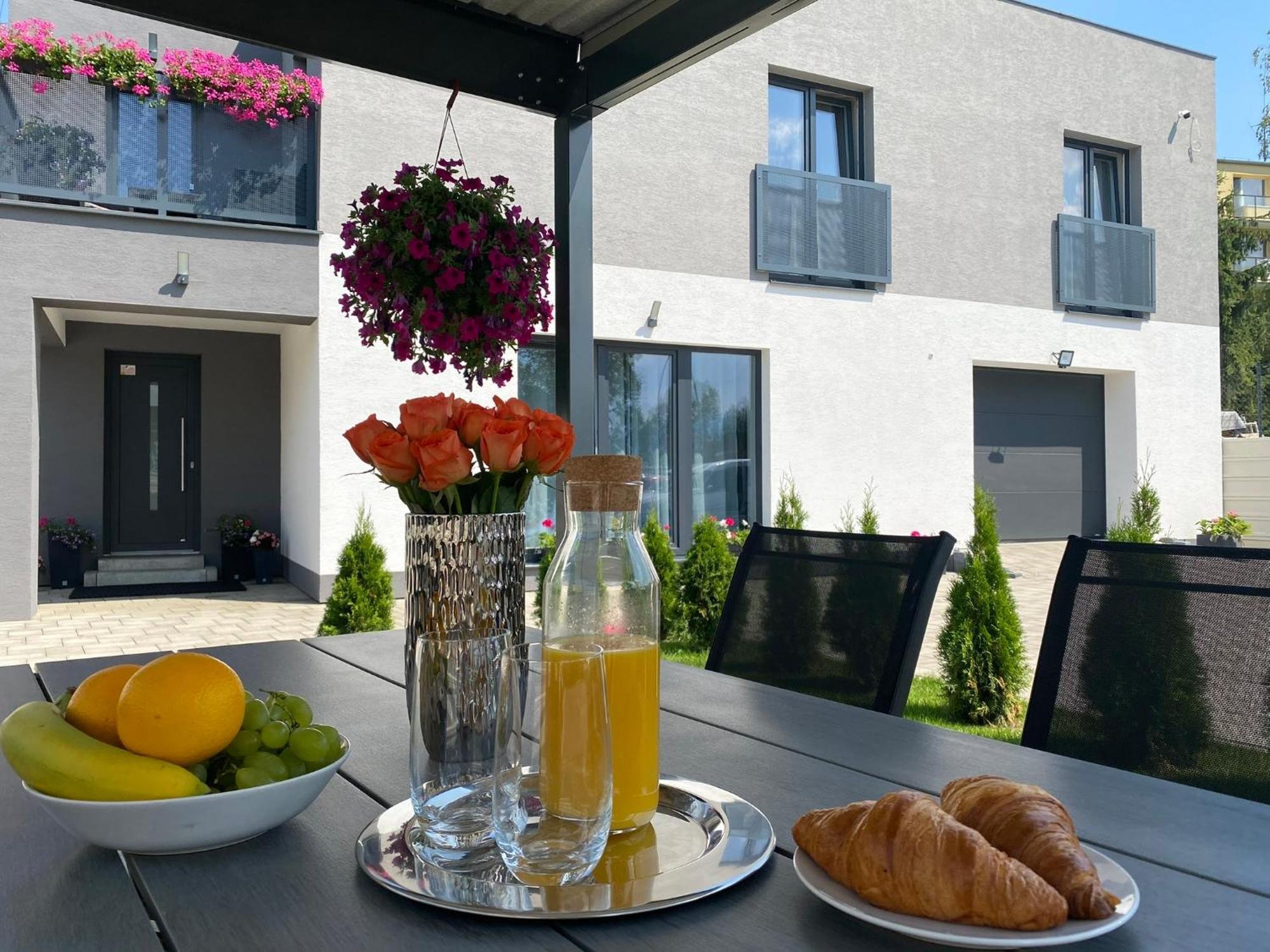 City Apartments Lipótszentmiklós Kültér fotó